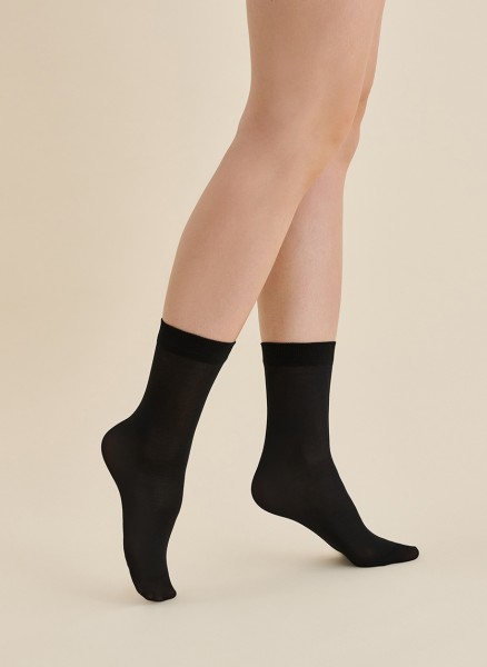 Gabriella - Classic opaque socks Microfibre